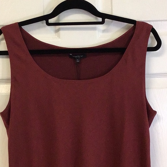 Lafayette brandy-wine sleeveless top. - Picture 1 of 9